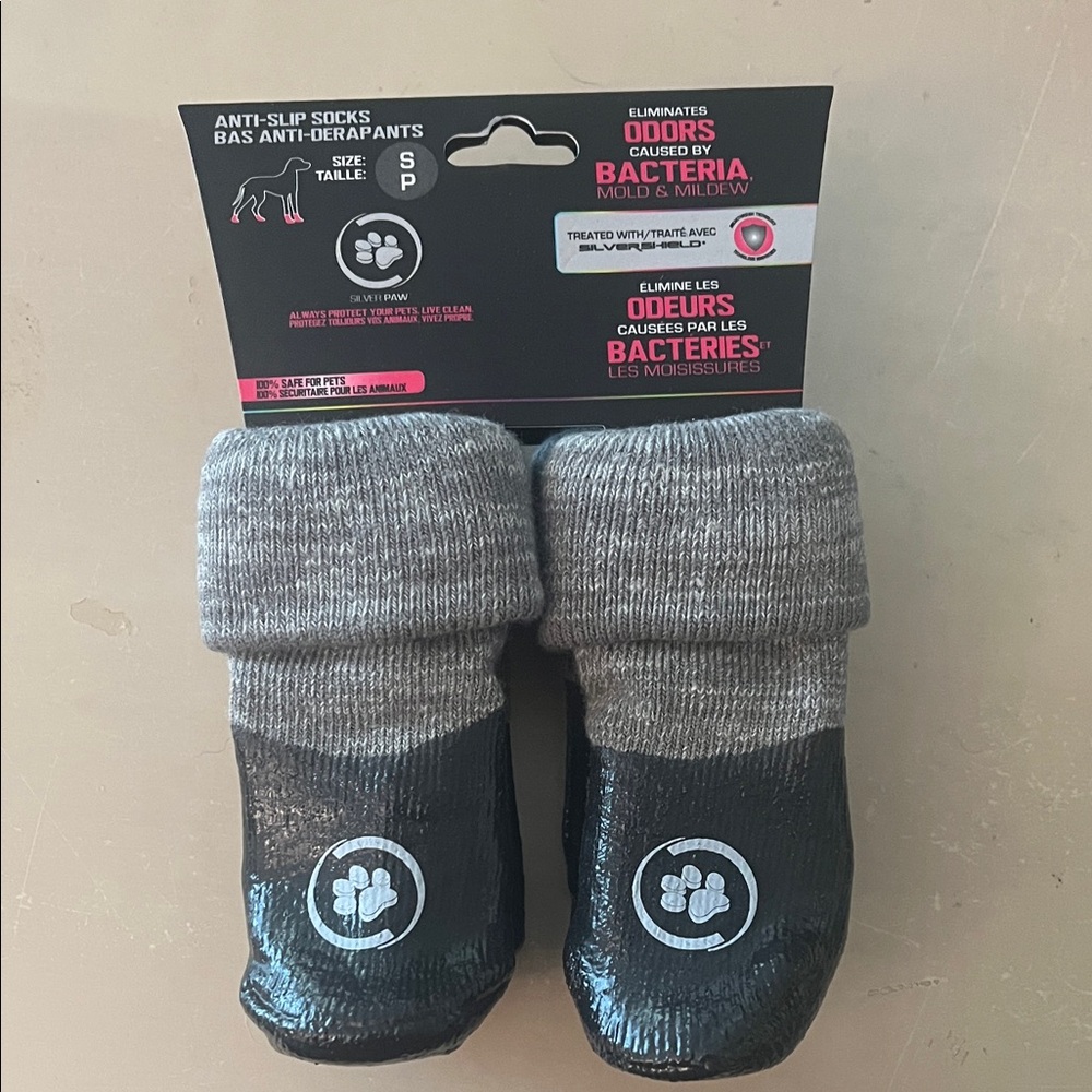 NWT Silver Paw Gray and Black Anti-Slip Socks for Dogs